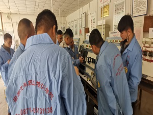 �繤PLC ��ѧԱ���ʵϰ